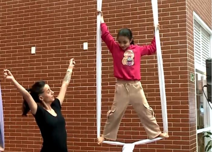 Circuito circense e oficinas criativas animam as férias no Sesc Sorocaba