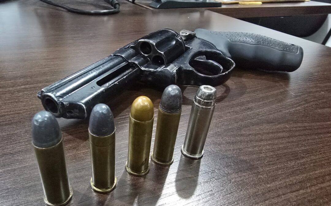 Irmãos procurados por homicídio em Sorocaba são presos no Paraná