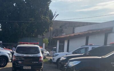 Polícia Civil prende oito pessoas e apreende drogas em  São Miguel Arcanjo