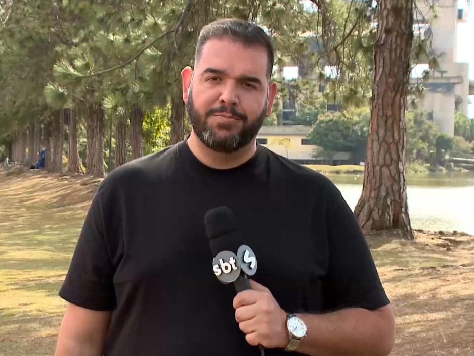 Rep&oacute;rter Rodolfo Quaranta falando sobre.