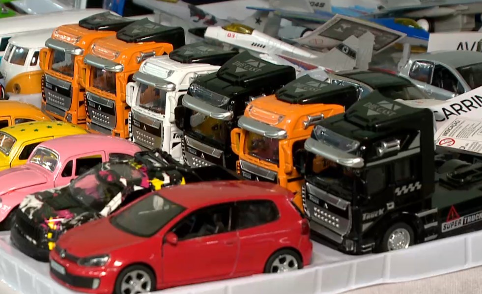 Miniaturas expostas no campeonato de plastimodelismo em Sorocaba.