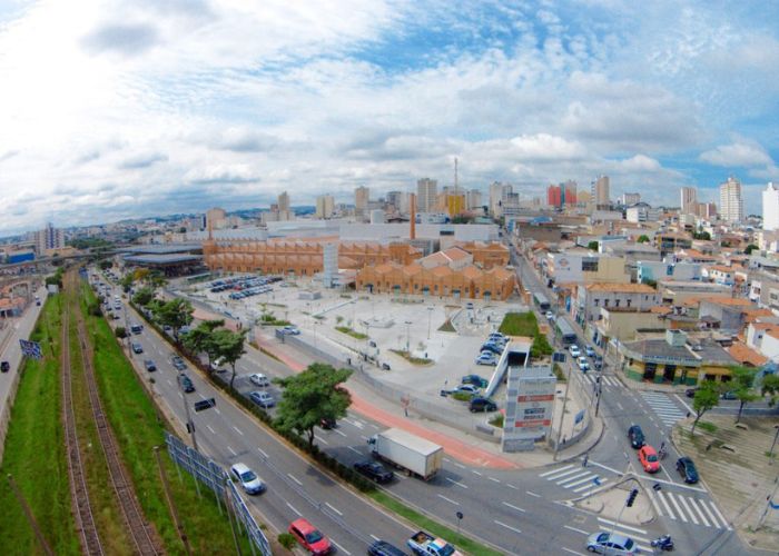 Vis&atilde;o panor&acirc;mica do shopping Cian&ecirc;