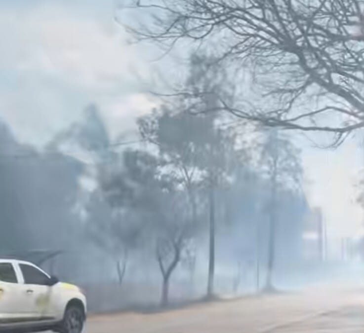 Incêndio interdita rodovia entre Iperó e Boituva