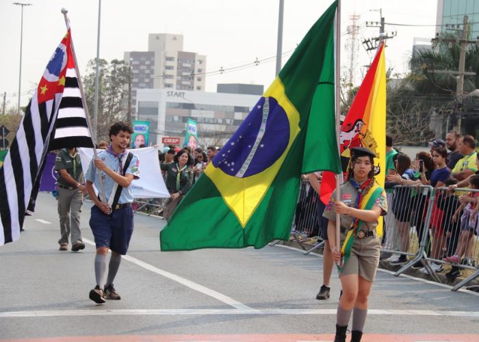 Região celebra o Dia da Independência com desfiles cívicos em várias cidades
