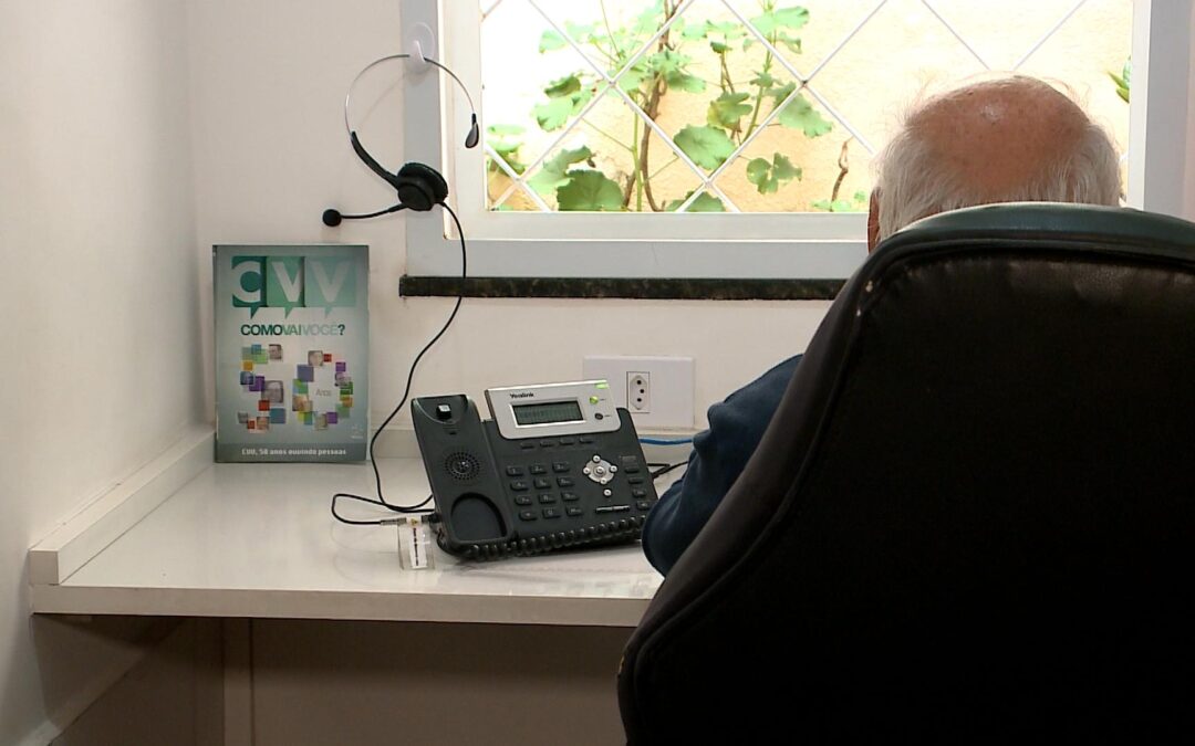 Diálogo é passo essencial para superar a depressão, que atinge quase 6% da população no Brasil