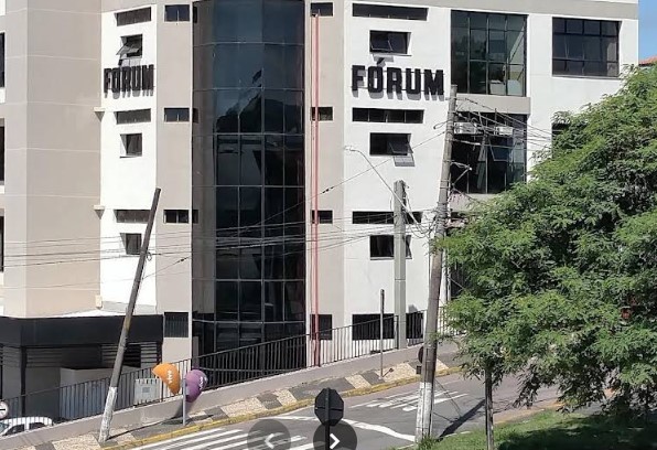 F&oacute;rum de Campo Limpo Paulista