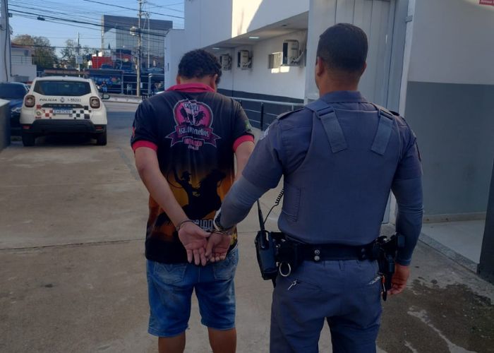 preso por esfaquear o pr&oacute;prio irm&atilde;o