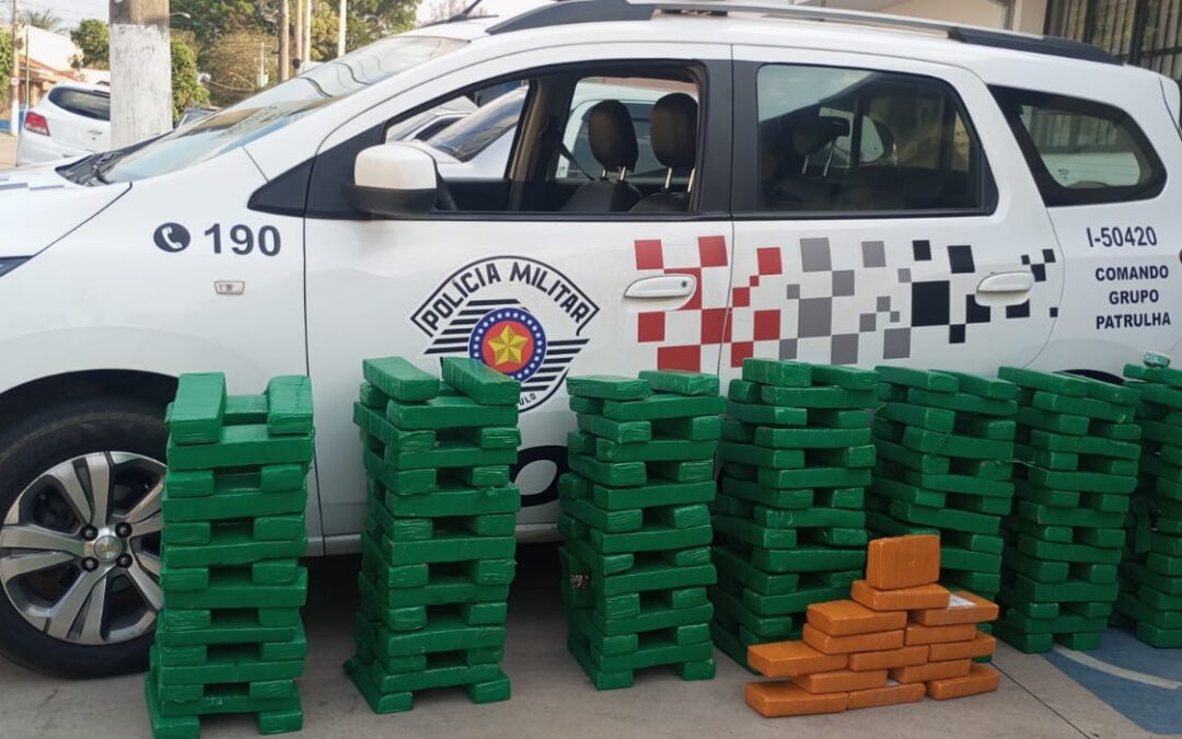 Polícia Militar apreende 250 quilos de drogas em posto de gasolina em Porto Feliz