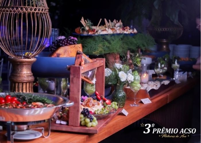 Mesa no evento Pr&ecirc;mio Melhores do Ano da ACSO.