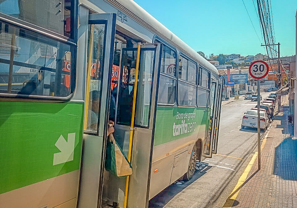 Prefeitura de Piedade oferece ônibus do Programa Bora de Graça neste domingo de Finados