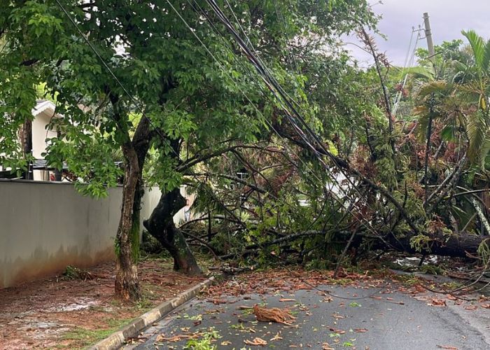 Defesa Civil mant&eacute;m alerta por causa de ciclone extratropical