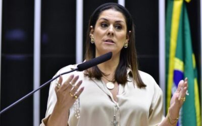 Lei regulamenta a profissão de multimídia no Brasil