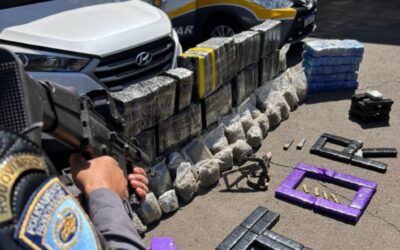 Quatro pessoas foram presas por tráfico de drogas e porte de arma em Boituva