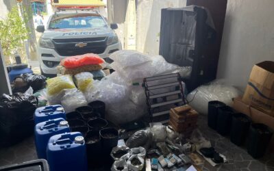 Polícia Militar detém três suspeitos e apreende drogas em residência usada como “casa bomba” em Várzea Paulista