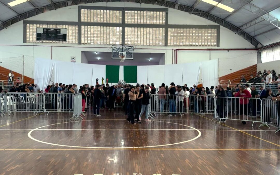 Corpo do prefeito Geraldinho é enterrado no fim da tarde em Piedade