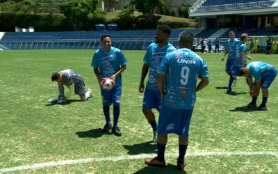 Atletas consagrados do futebol participam de partida solidária em Sorocaba