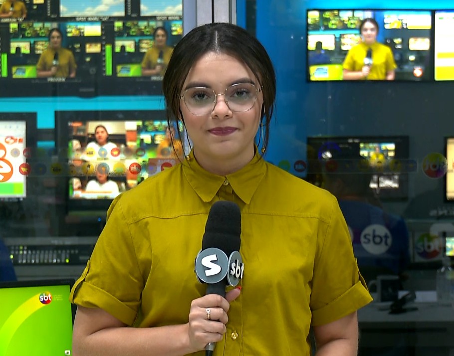 Rep&oacute;rter Fernanda Sena falando sobre o assunto.