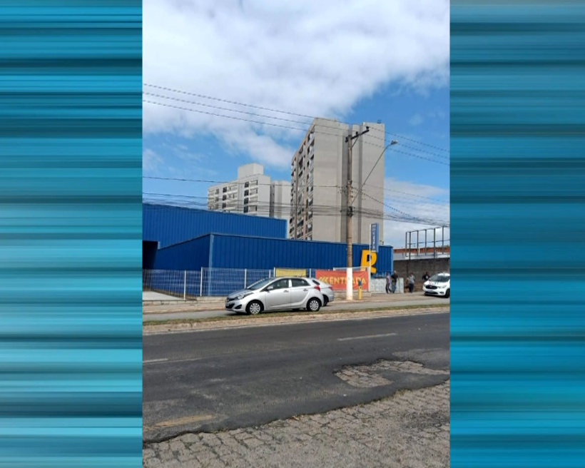 Imagem do pr&eacute;dio onde est&aacute; acontecendo a obra.