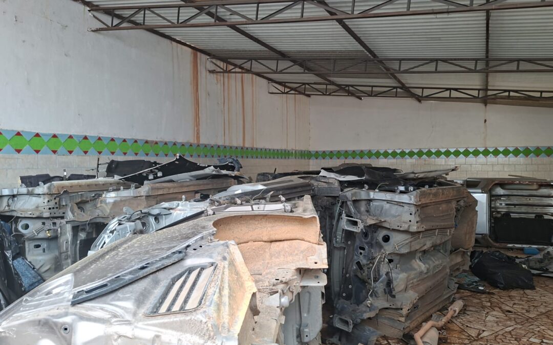 Polícia encontra desmanche clandestino de veículos em chácara de Mairinque