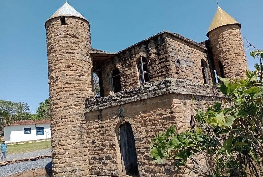 Natal de sol leva famílias a aproveitar o dia ao ar livre no Castelinho de Araçoiaba da Serra