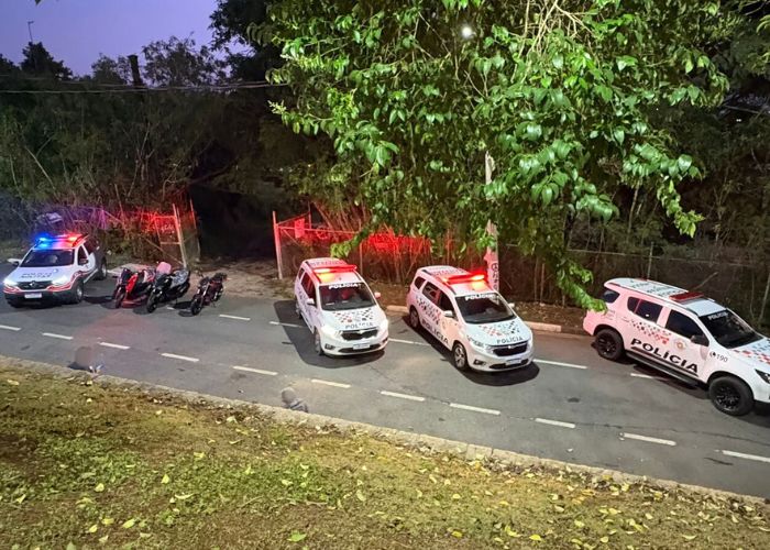 Imagem das viaturas da equipe