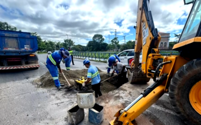 Obra emergencial do Saae provoca lentidão na Avenida Dom Aguirre, em Sorocaba