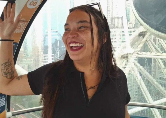 Sorocabana é enterrada após cair de janela de ônibus no litoral