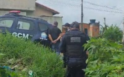 GCM apreende entorpecentes em área de mata no Jardim Três Lagoinhas em Mairinque