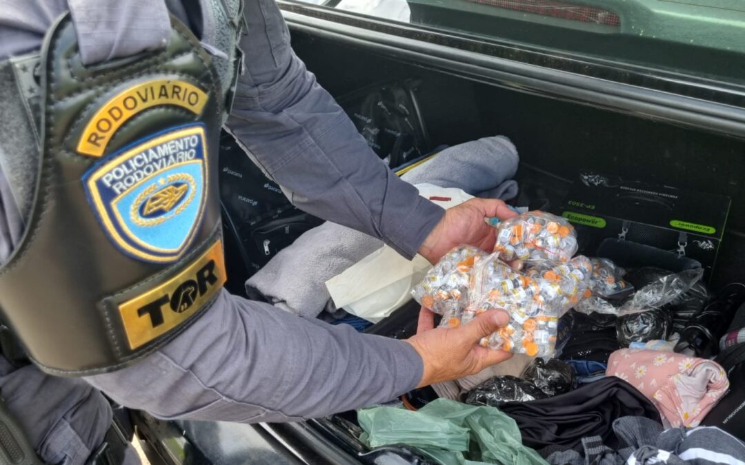TOR prende mulheres com centenas de medicamentos emagrecedores ilegais na Castello Branco