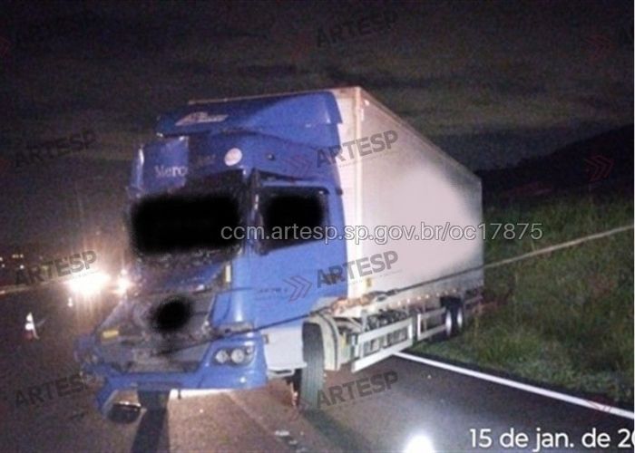 Imagem do caminh&atilde;o ap&oacute;s o acidente