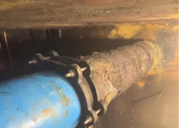 Rompimento de adutora em Salto deixa moradores sem água
