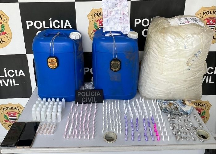 Homens s&atilde;o presos com mais de 300 por&ccedil;&otilde;es de drogas em Votorantim