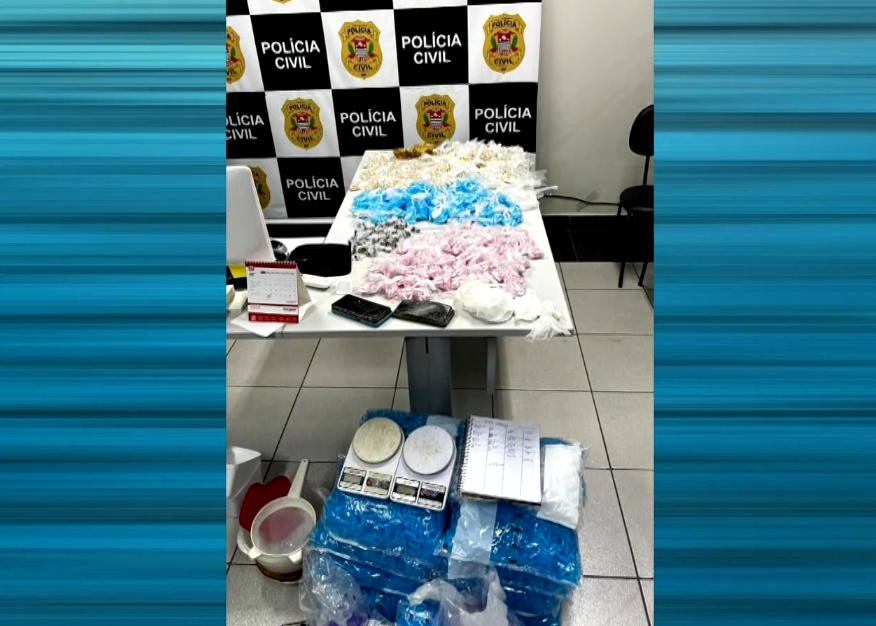 Imagem dos itens apreendidos pela polícia.