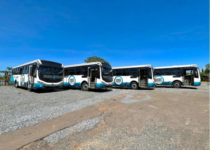 Imagem dos &ocirc;nibus