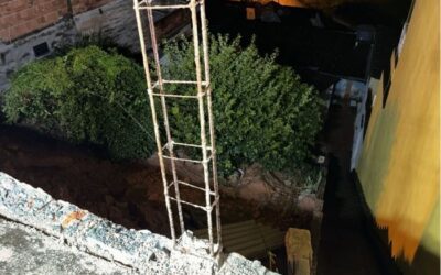 Família é resgatada após muro cair durante chuva em Jundiaí