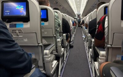 Escorpião dentro de avião provoca evacuação e atraso em voo da Azul