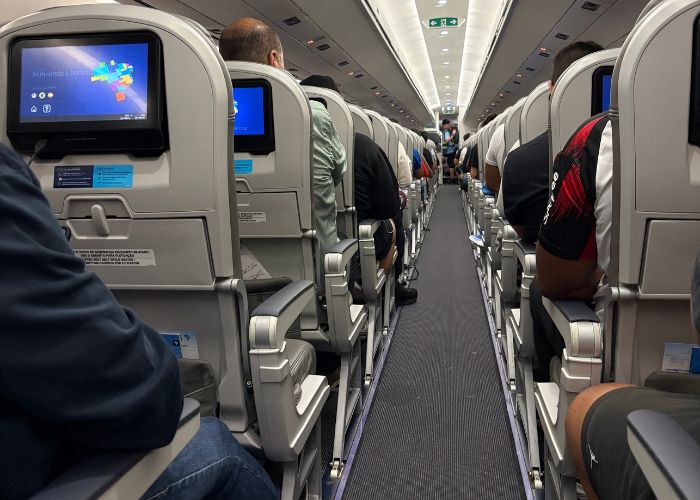 Escorpião dentro de avião provoca evacuação e atraso em voo da Azul