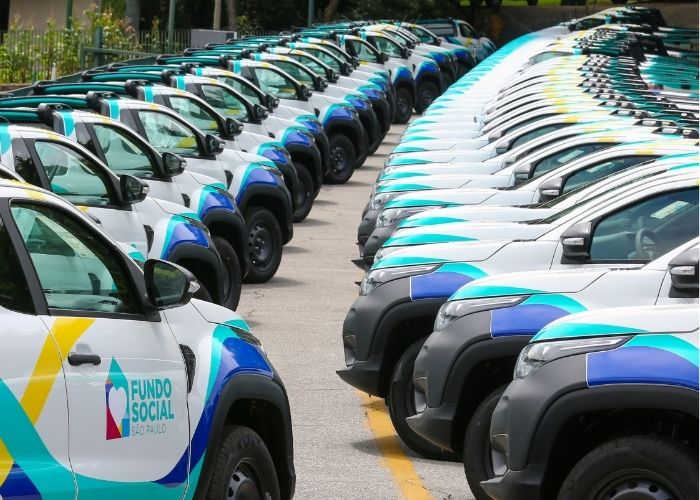 Governo de São Paulo entrega 32 veículos para transporte de donativos na região de Sorocaba