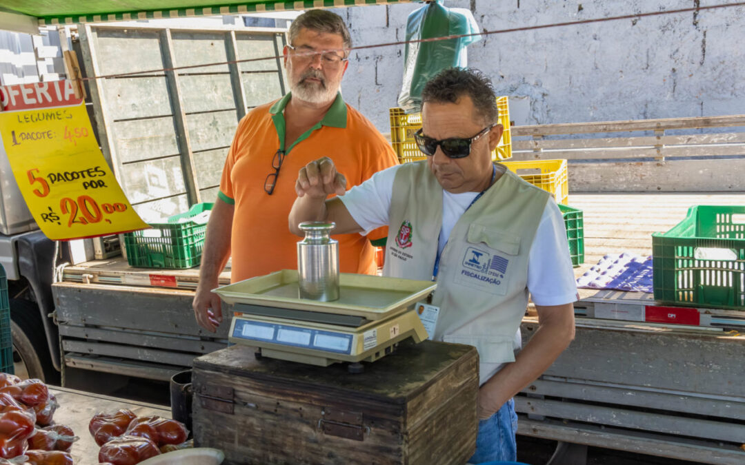 Ipem faz vistoria em feiras livres de Jundiaí