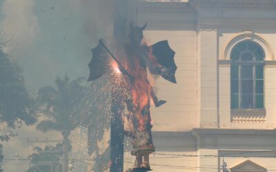 Tradicional Queima do Judas em Itu atrai moradores e turistas