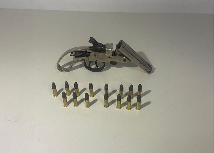 Homem é preso por posse ilegal de arma de fogo antes de possível homicídio em Jundiaí