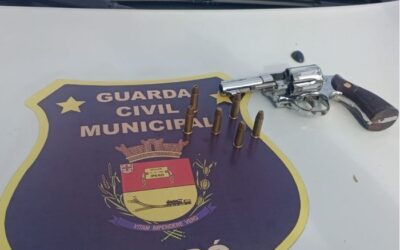 Homem é detido com arma de fogo nas proximidades de escola na Avenida George Oeterer, em Iperó