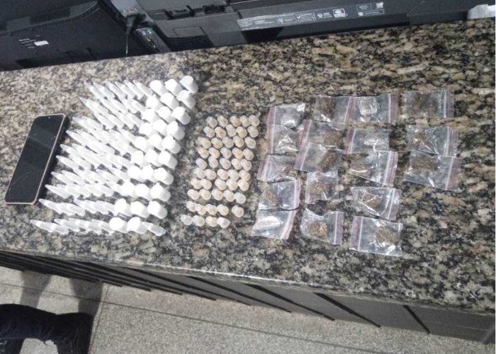 Jovem de 19 anos é detido por tráfico de drogas em Campo Limpo Paulista