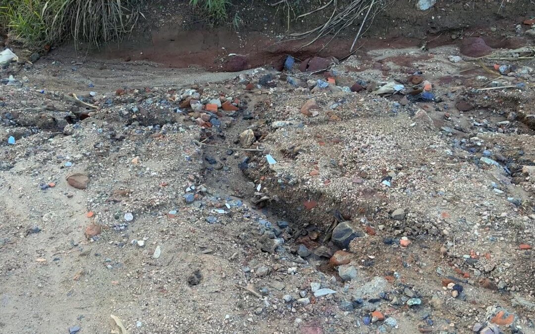 Moradores relatam problemas na Estrada São Roquinho em Sorocaba
