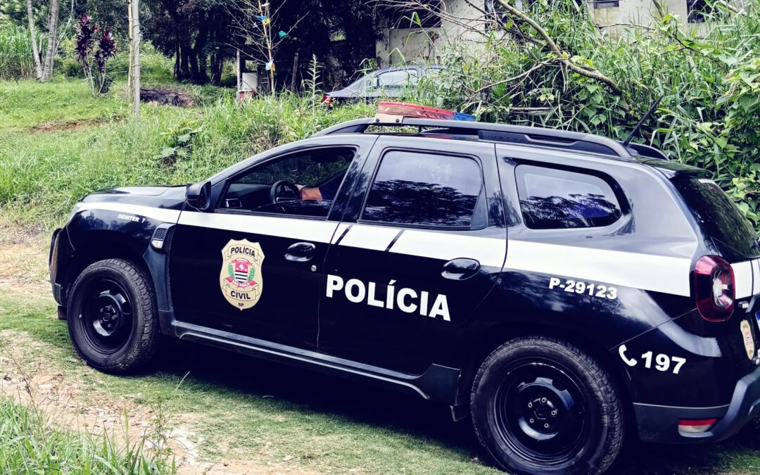 Homem é preso após investigação sobre violência e exploração patrimonial contra idosa em Mairinque