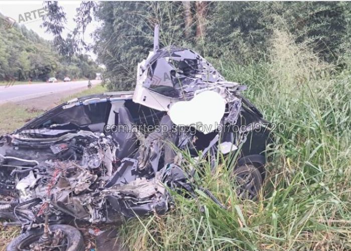 Colisão entre carro e carreta deixa uma vítima fatal em Itapetininga