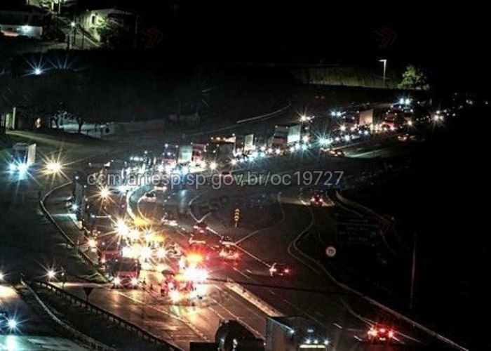 Acidente mata motociclista e causa congestionamento em Sorocaba